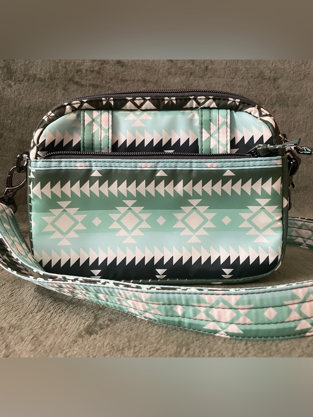 lug Guild Collection Super Coupe 2 Quilted Crossbody Bag - Picture 3 of 8